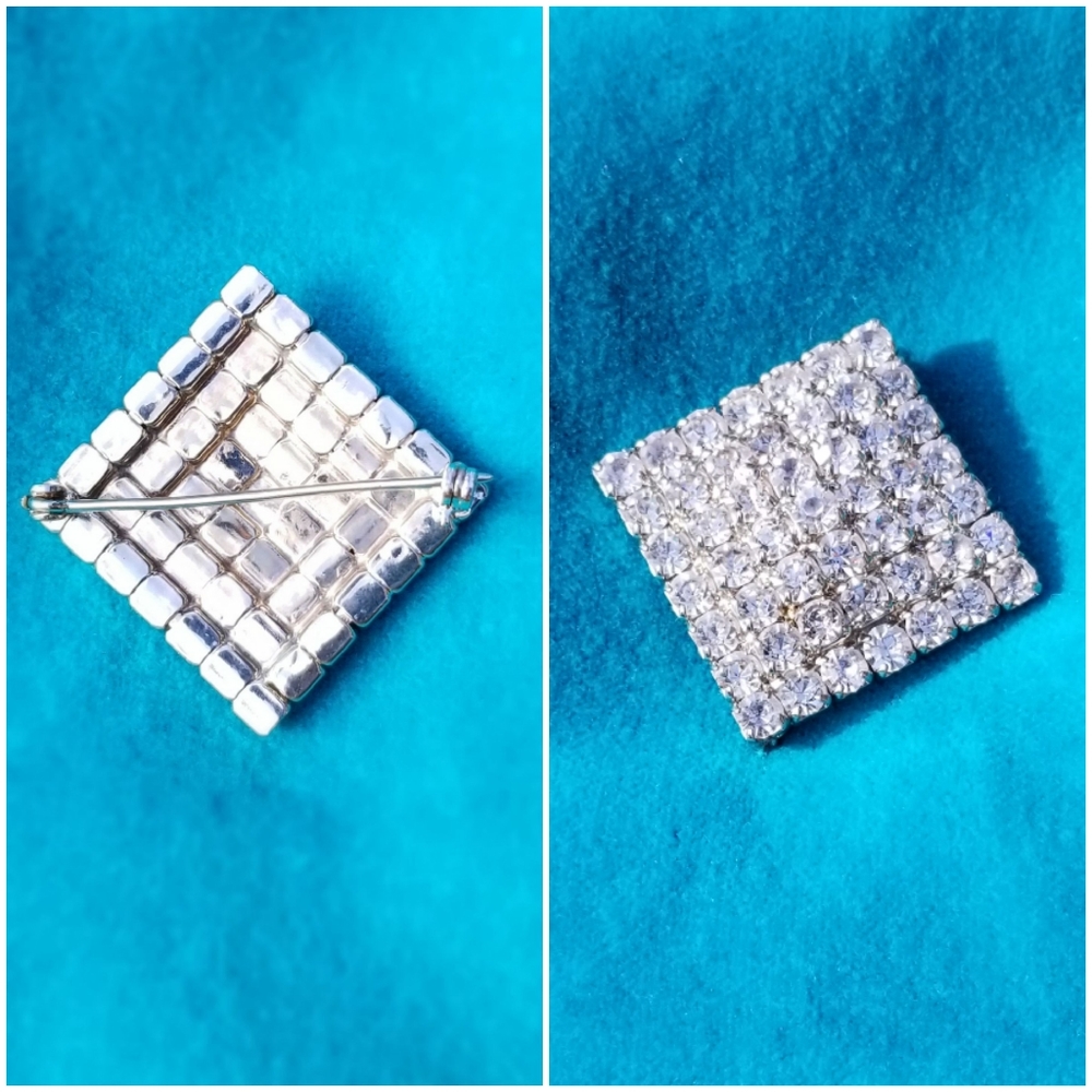 Vintage Rhinestone Brooch - Picture 12 of 13